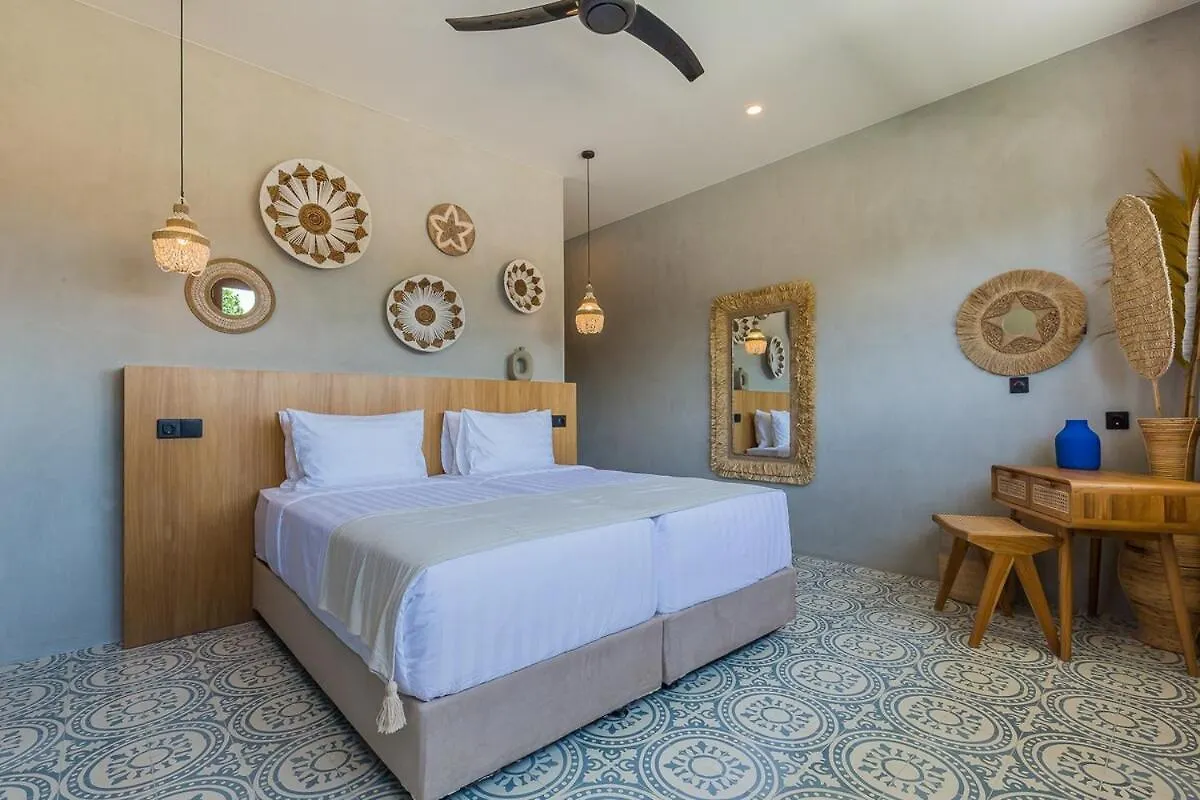 Villa Jazz 3Br 10M Pool Seminyak