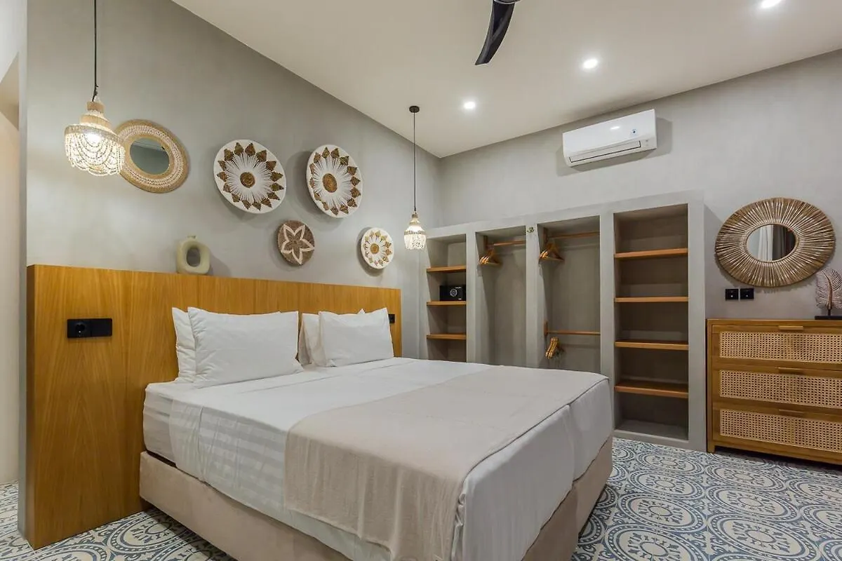Villa Jazz 3Br 10M Pool Seminyak  Seminyak (Bali)