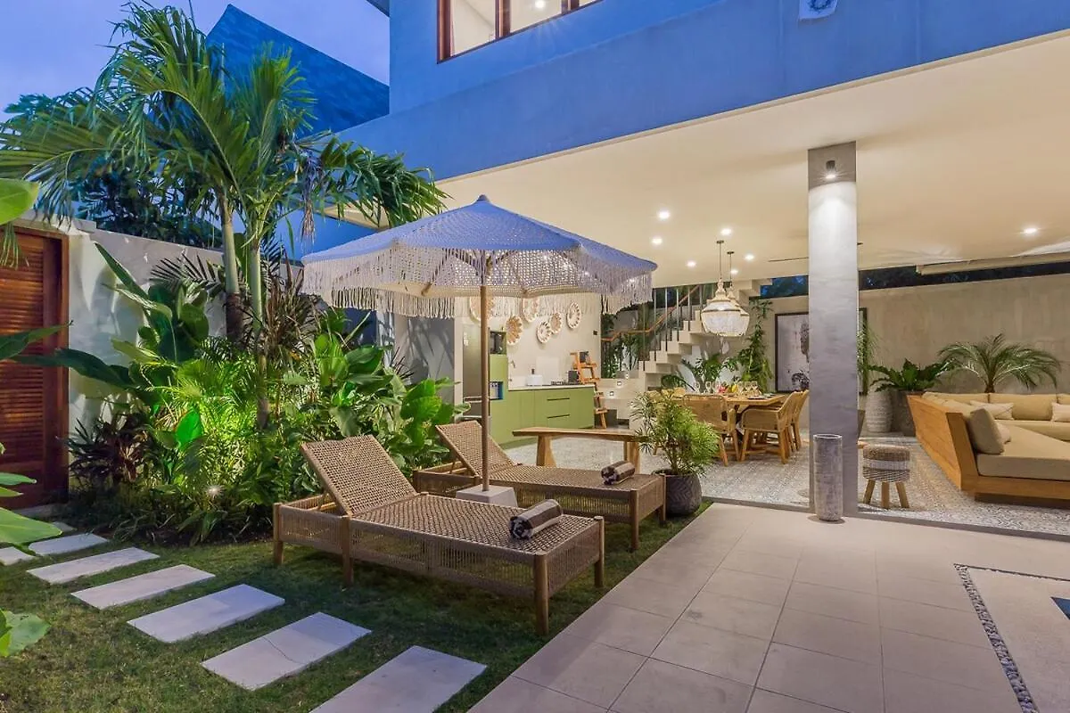 Villa Jazz 3Br 10M Pool Seminyak Indonesia