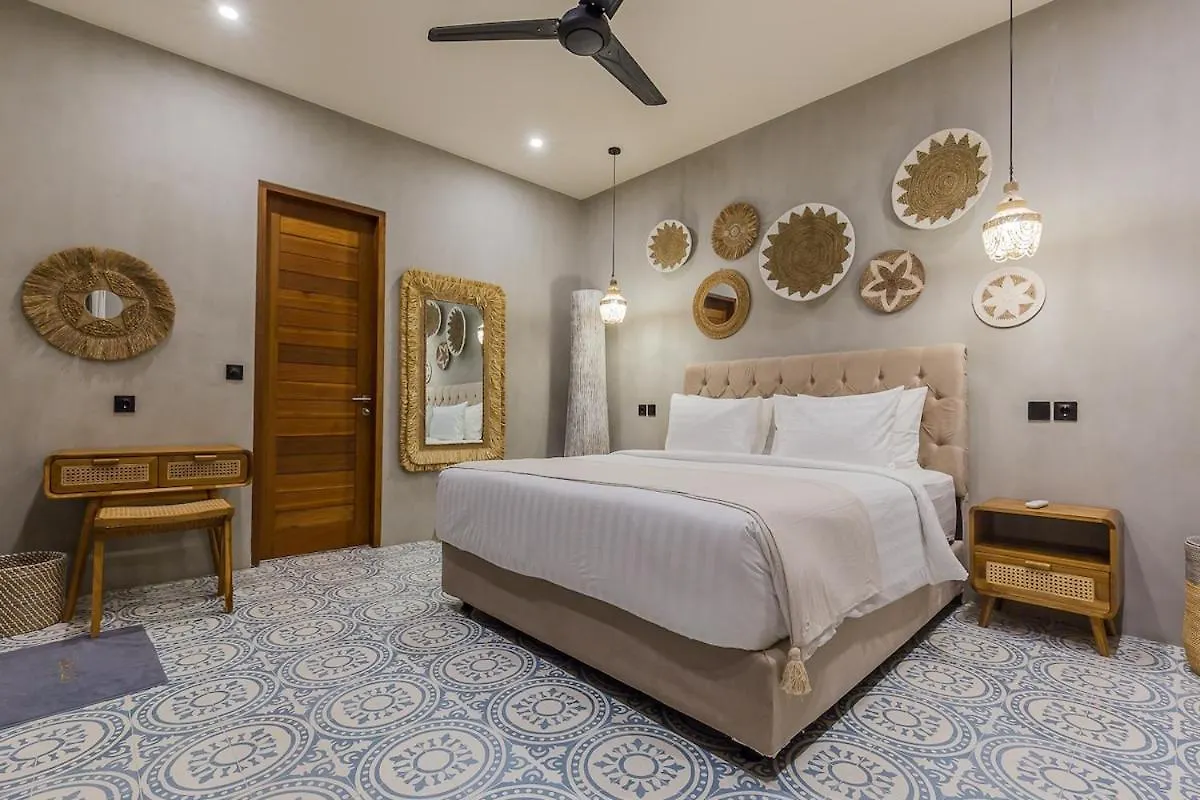 Villa Jazz 3Br 10M Pool Seminyak Indonesia